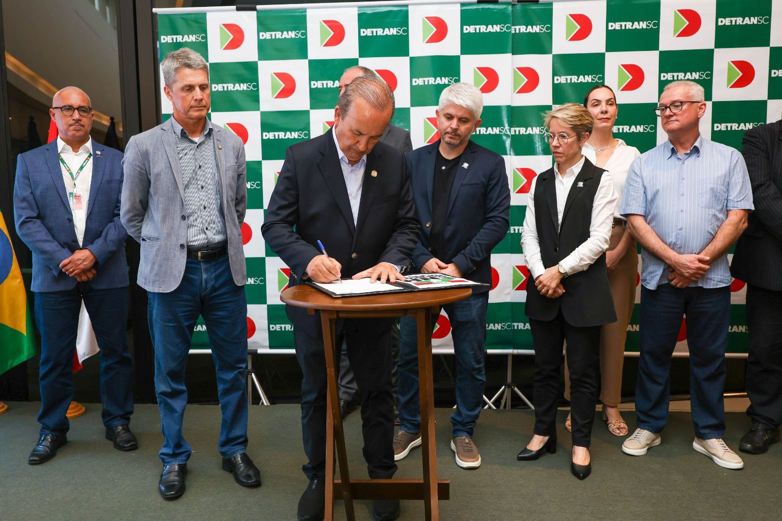 Detran/SC lança quarto edital do programa CNH Emprego na Pista em Santa Catarina